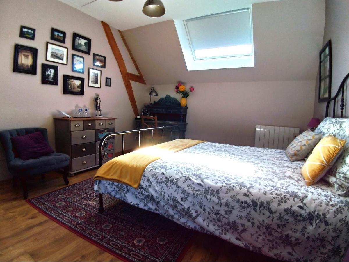 Bed and Breakfast Les Trois Provinces Couffy Екстер'єр фото