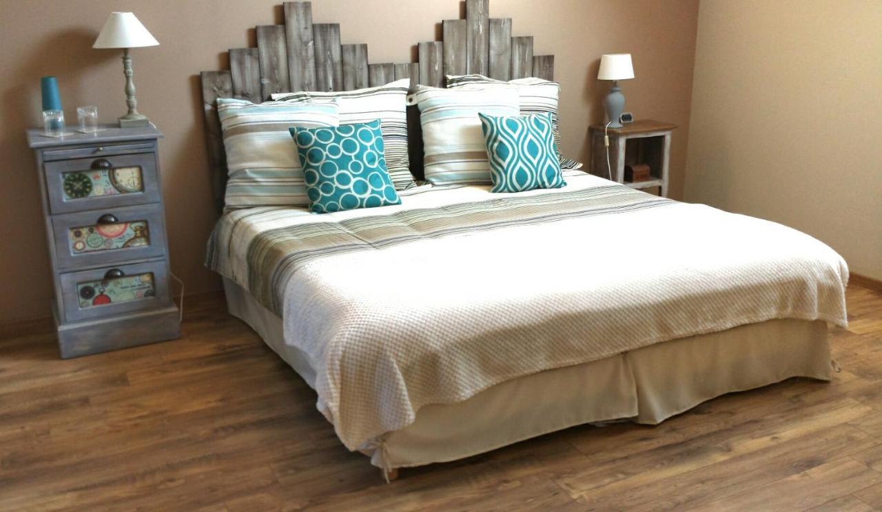 Bed and Breakfast Les Trois Provinces Couffy Екстер'єр фото