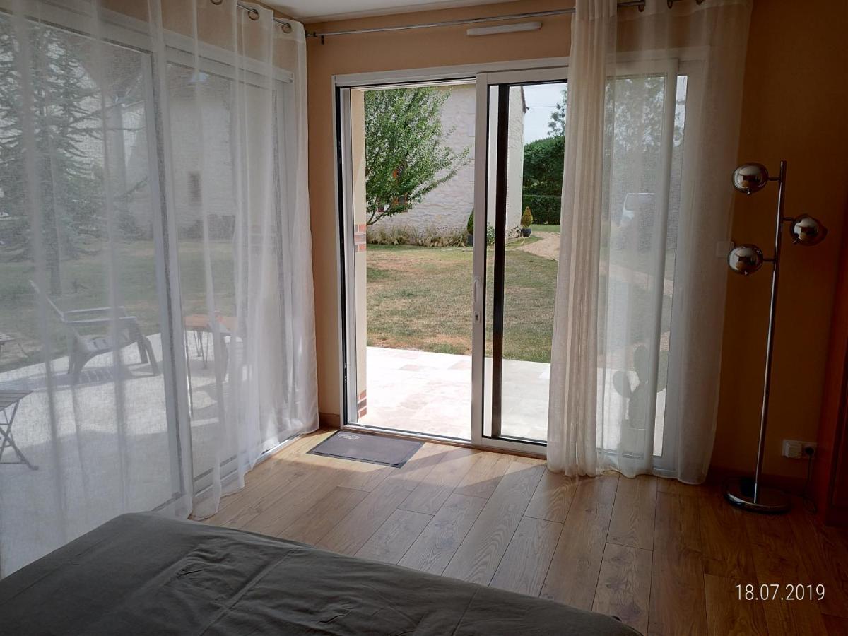 Bed and Breakfast Les Trois Provinces Couffy Екстер'єр фото